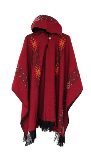 Ruana en fibras suaves y ligeras colombianas color rojo carmesí con diseño indígena en jackard